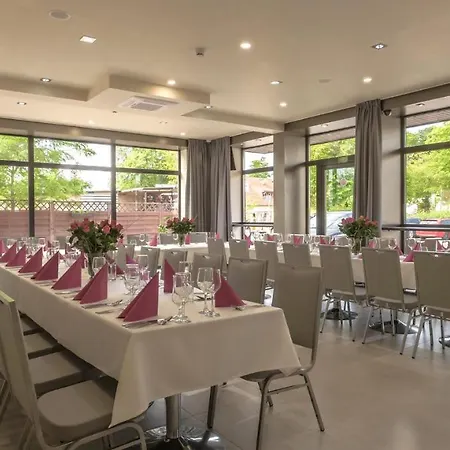 Hotel Emocja 3*
