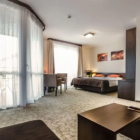 Emocja Szálloda 3*