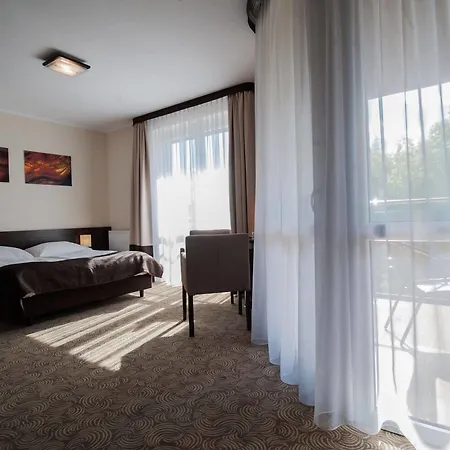 Hotel Emocja 3*